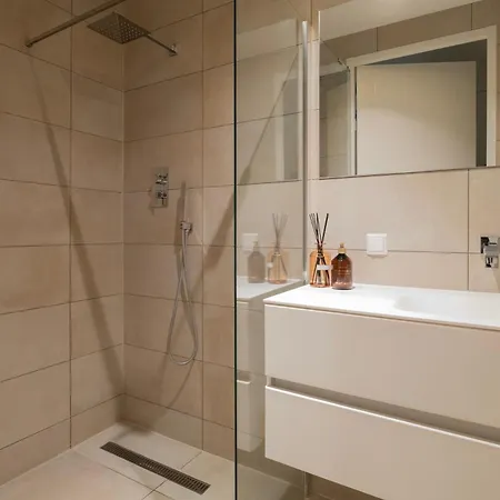 Trendy Crib In Centre Apartment Rotterdam